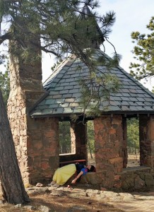 Snow white and apple