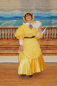 7 parasol over lft shoulder too curel