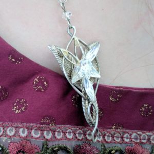 LOTR arwin Evenstar necklace (2)